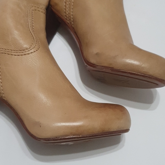 Frye Miranda Zip Back Putnam Ivory Boots - Picture 9 of 11